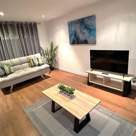 3Br House Ossett-Wakefield, Free Parking 3 Cars Wi Fi Long Stays 외부 사진