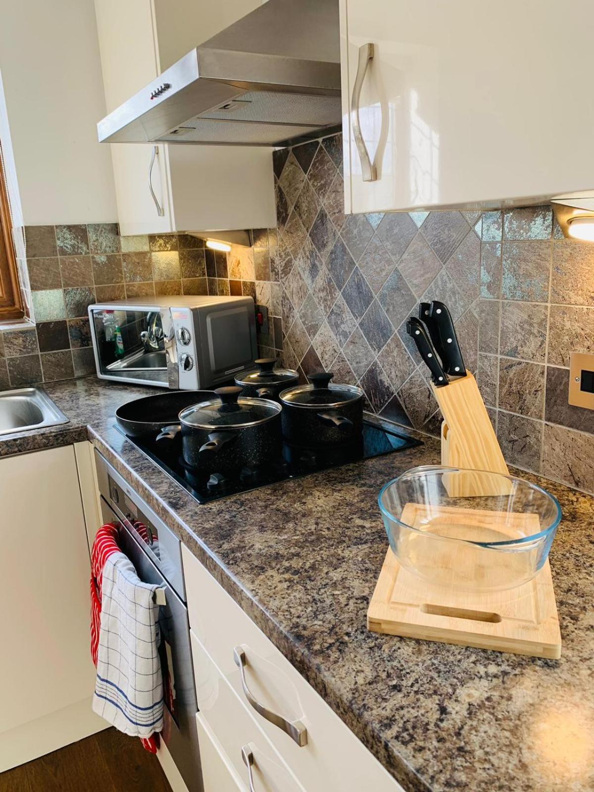 3Br House Ossett-Wakefield, Free Parking 3 Cars Wi Fi Long Stays 외부 사진